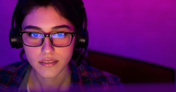 GamingGlasses.com Sells for Just $1,275 A Steal in the Fast-Growing Gaming Eyewear Market